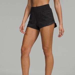 Lululemon hotly hot high-rise lined shorts 2.5” black